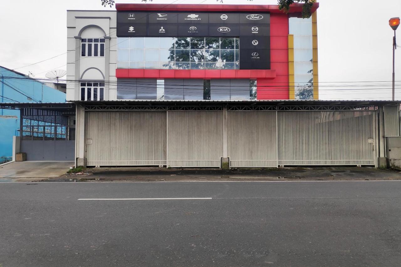 OYO 90015 Platinum Guest House Medan Extérieur photo